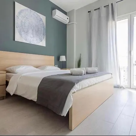 4 Bedroom Penthouse In Center Of Athens