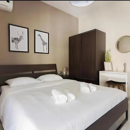 4 Bedroom Penthouse In Center Of Apartment Athens