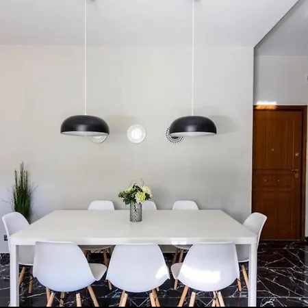 4 Bedroom Penthouse In Center Of Apartment